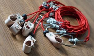 Tie cords
